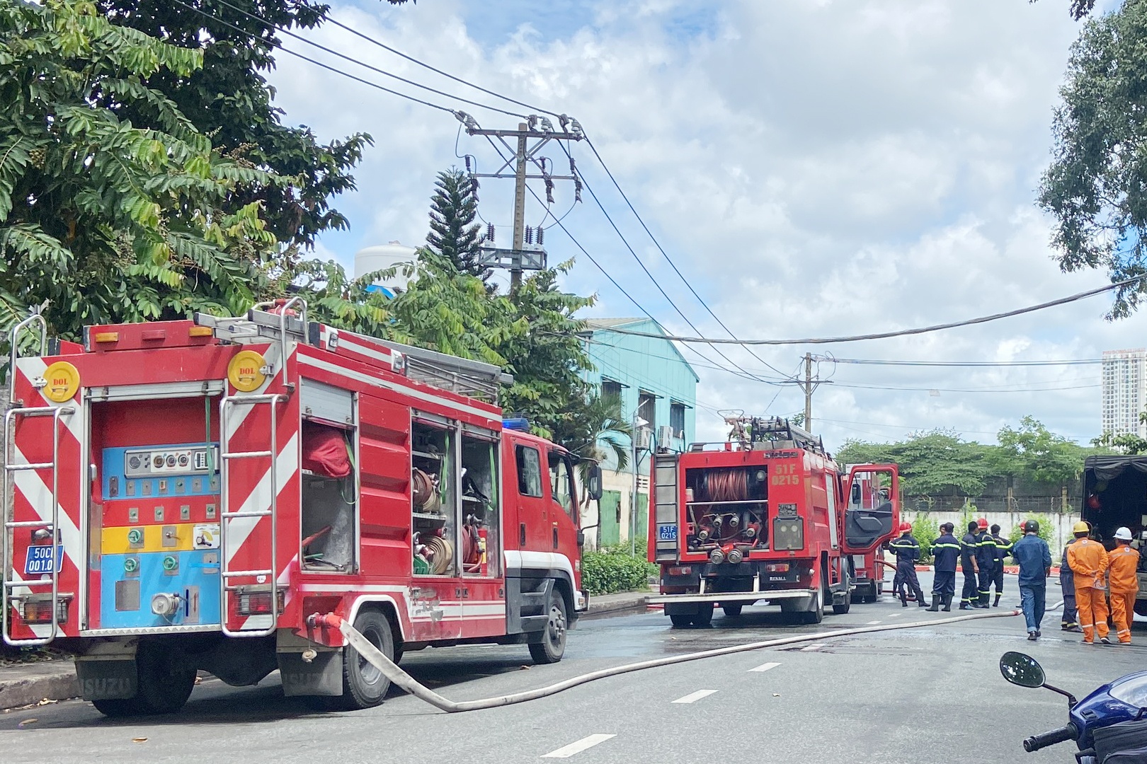 Cong ty o TP Thu Duc boc chay sau tieng no hinh anh