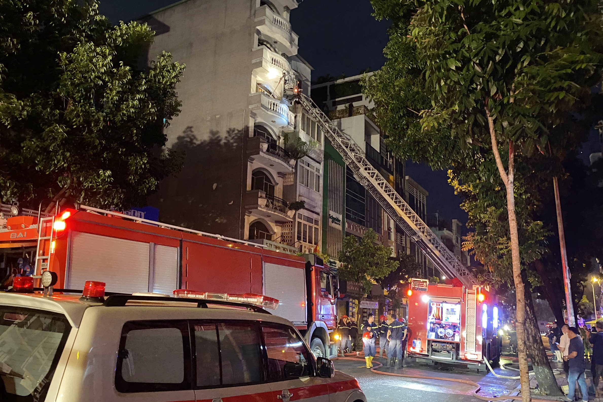 Chay nha hang trung tam TP.HCM, nhieu nguoi thao chay hinh anh