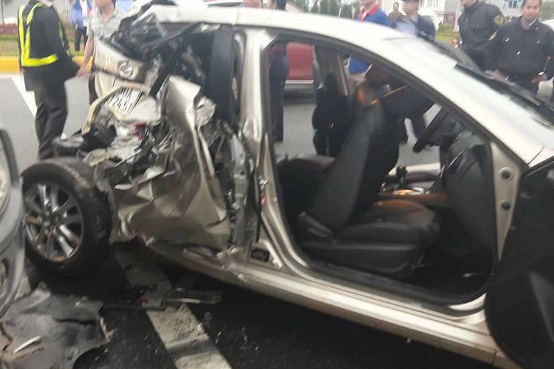 Xe tai tong oto con bien dang, mot phu nu tu vong hinh anh