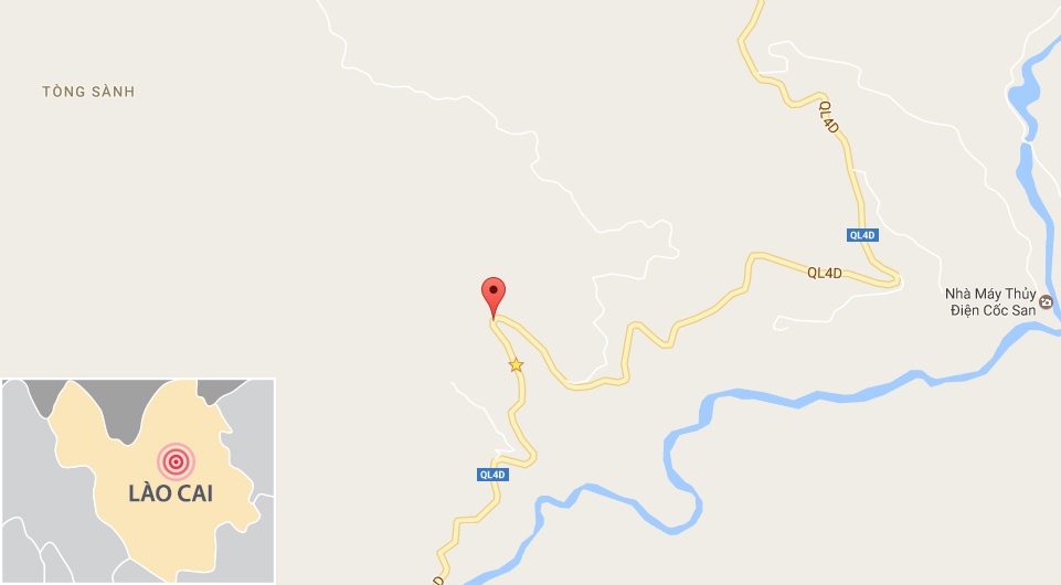 Lat xe du lich tren duong len Sapa anh 2