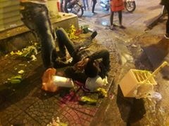 Oto tong hang loat xe may, 6 nguoi bi thuong hinh anh