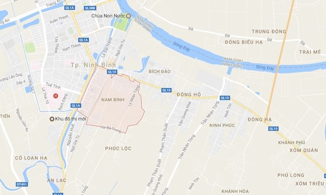 chồng dùng điếu cày đánh vợ ảnh 2 chong dung dieu cay danh vo anh 2