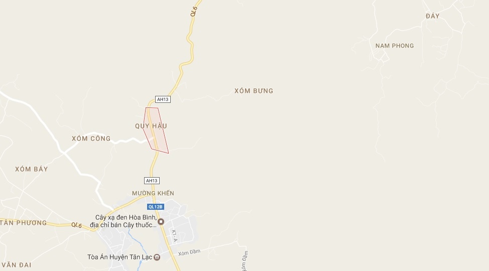 Xe tải đâm vào vách núi ảnh 2 Xe tai dam vao vach nui anh 2