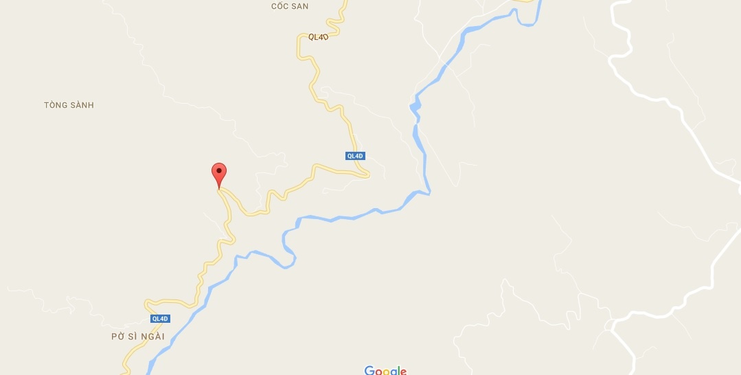 Innova lao xuống vực bốc cháy ảnh 3 Innova lao xuong vuc boc chay anh 3