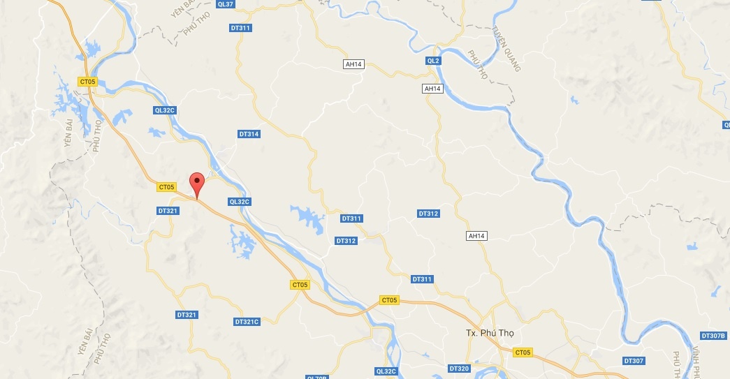 xe khách mất lái lao khỏi cao tốc ảnh 2 xe khach mat lai lao khoi cao toc anh 2