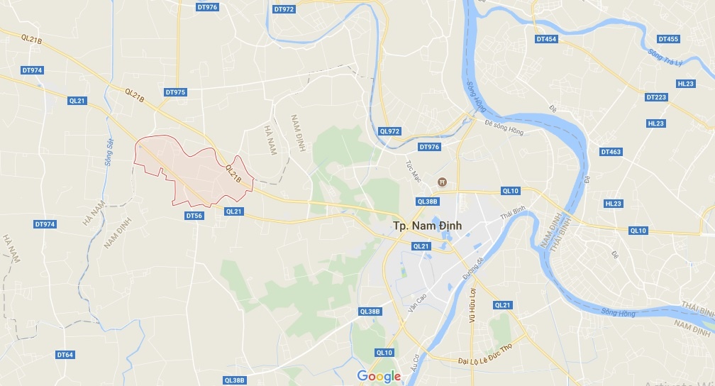 xe tải lật đè ôtô 4 chỗ ảnh 2 xe tai lat de oto 4 cho anh 2