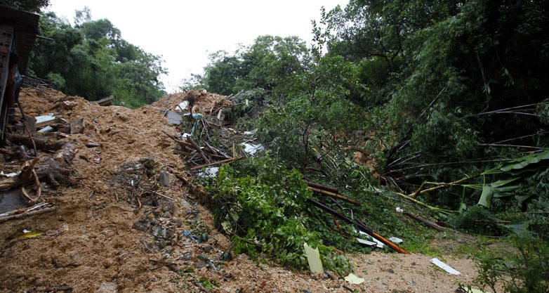 7 cong dan Viet Nam tu vong o Trung Quoc do sat lo dat hinh anh