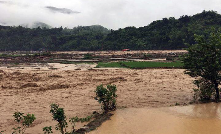 mua lu lon lam nhieu nguoi chet anh 10