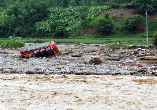 mua lu lon lam nhieu nguoi chet anh 6