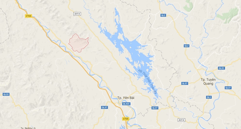 sat lo dat o yen bai anh 2