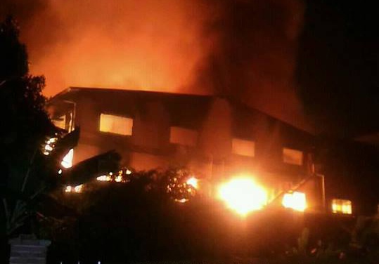 Chay lon tai cong ty chuyen san xuat my goi cua Han Quoc hinh anh