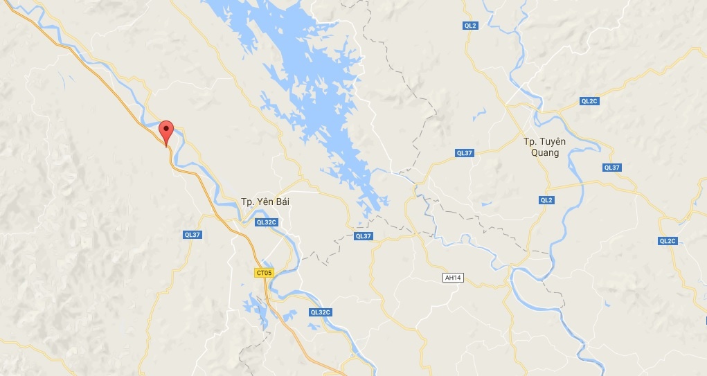 xe khách đâm xe tải ảnh 3 xe khach dam xe tai anh 3