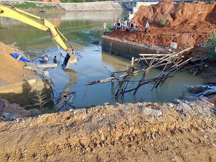 Chua tim thay 3 cong nhan mat tich trong vu sap cau o Tuyen Quang hinh anh