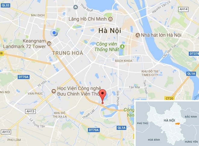ba me con tu vong trong nha nghi anh 3