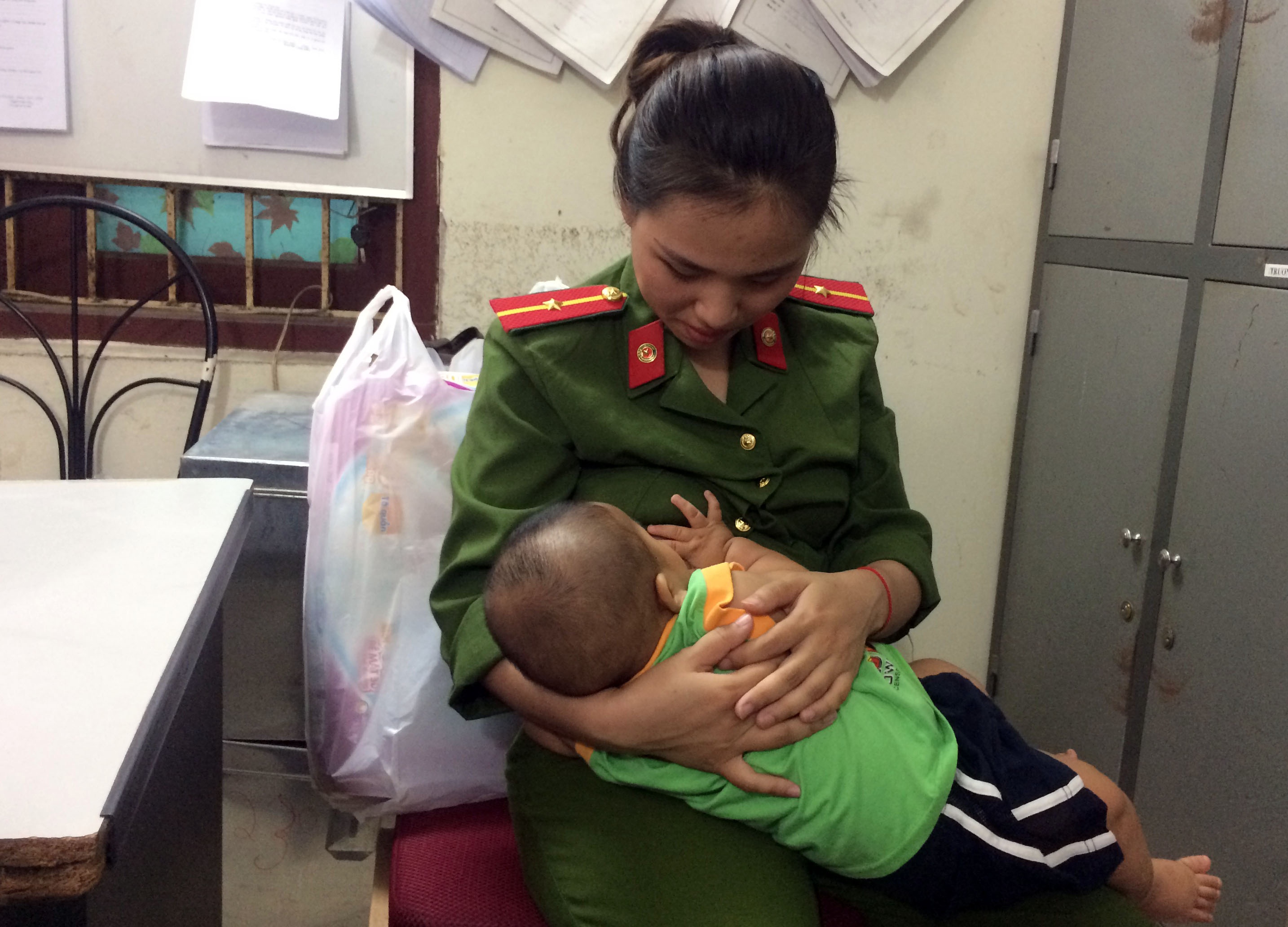 be trai bi bo roi anh 2