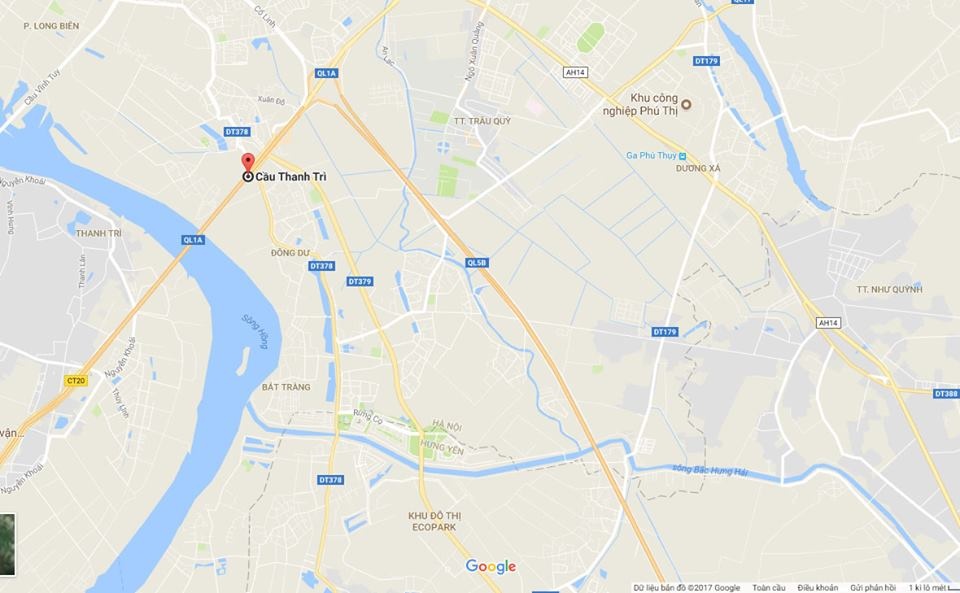 oto boc chay tren cau thanh tri anh 2