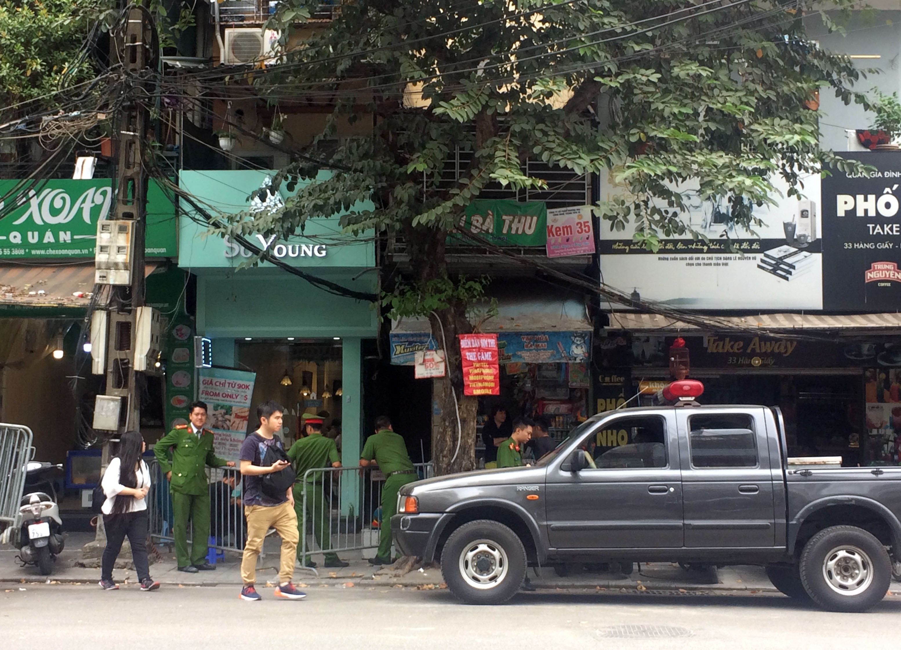 Chay nha 3 tang, hai thanh nien tu vong hinh anh