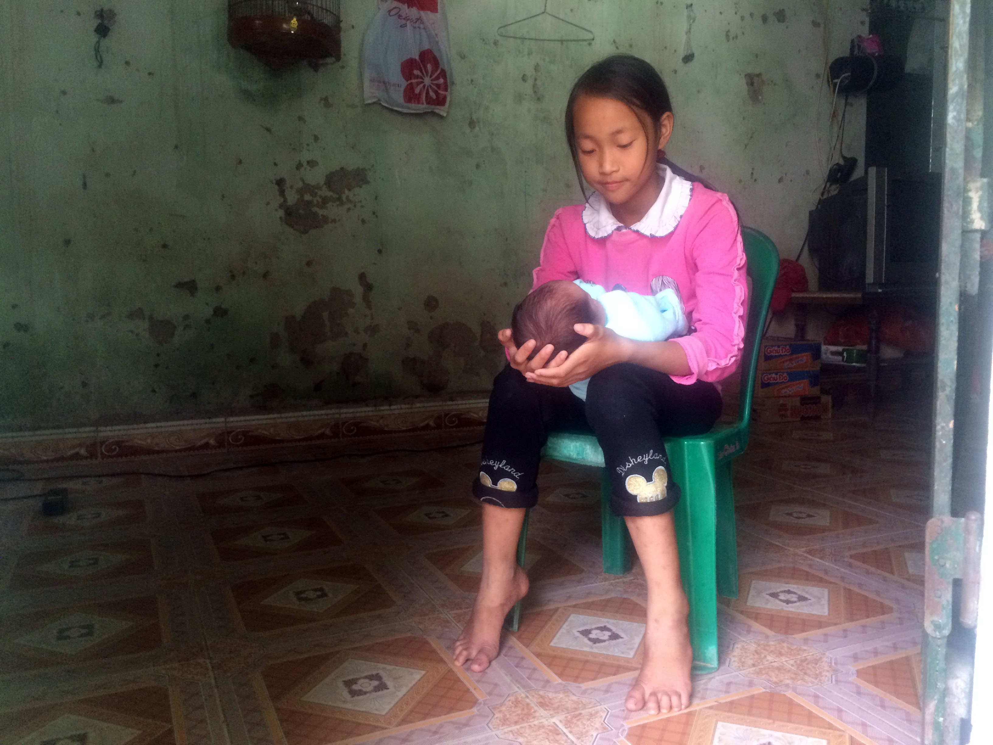 cap vo chong sinh 8 dua con anh 1