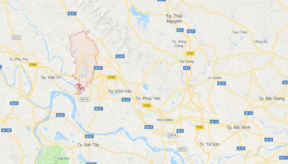 oto khach bay khoi cao toc anh 3