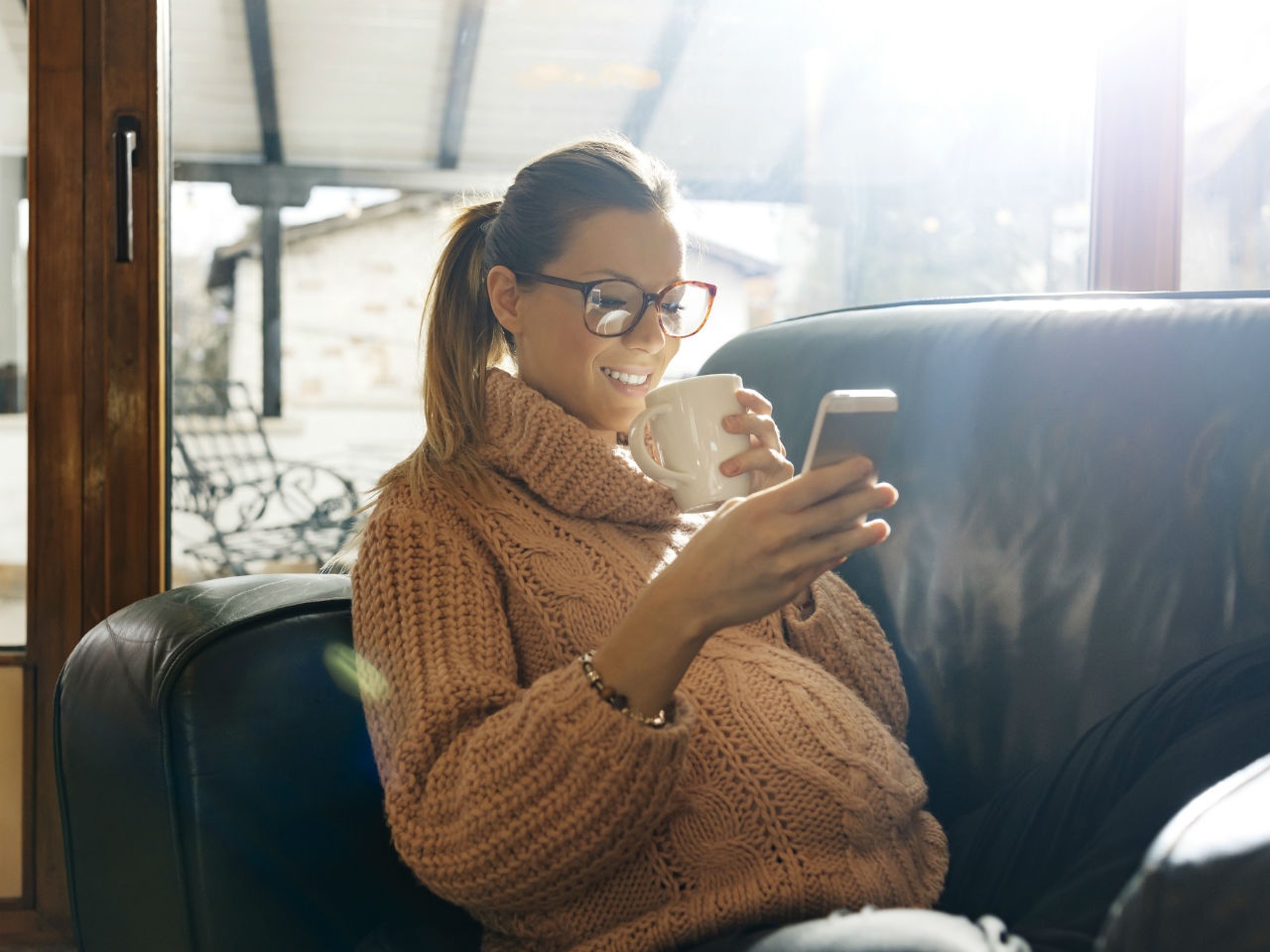 phụ nữ mang thai ngoài ý muốn thế hệ tinder ảnh 1 phu nu mang thai ngoai y muon the he tinder anh 1
