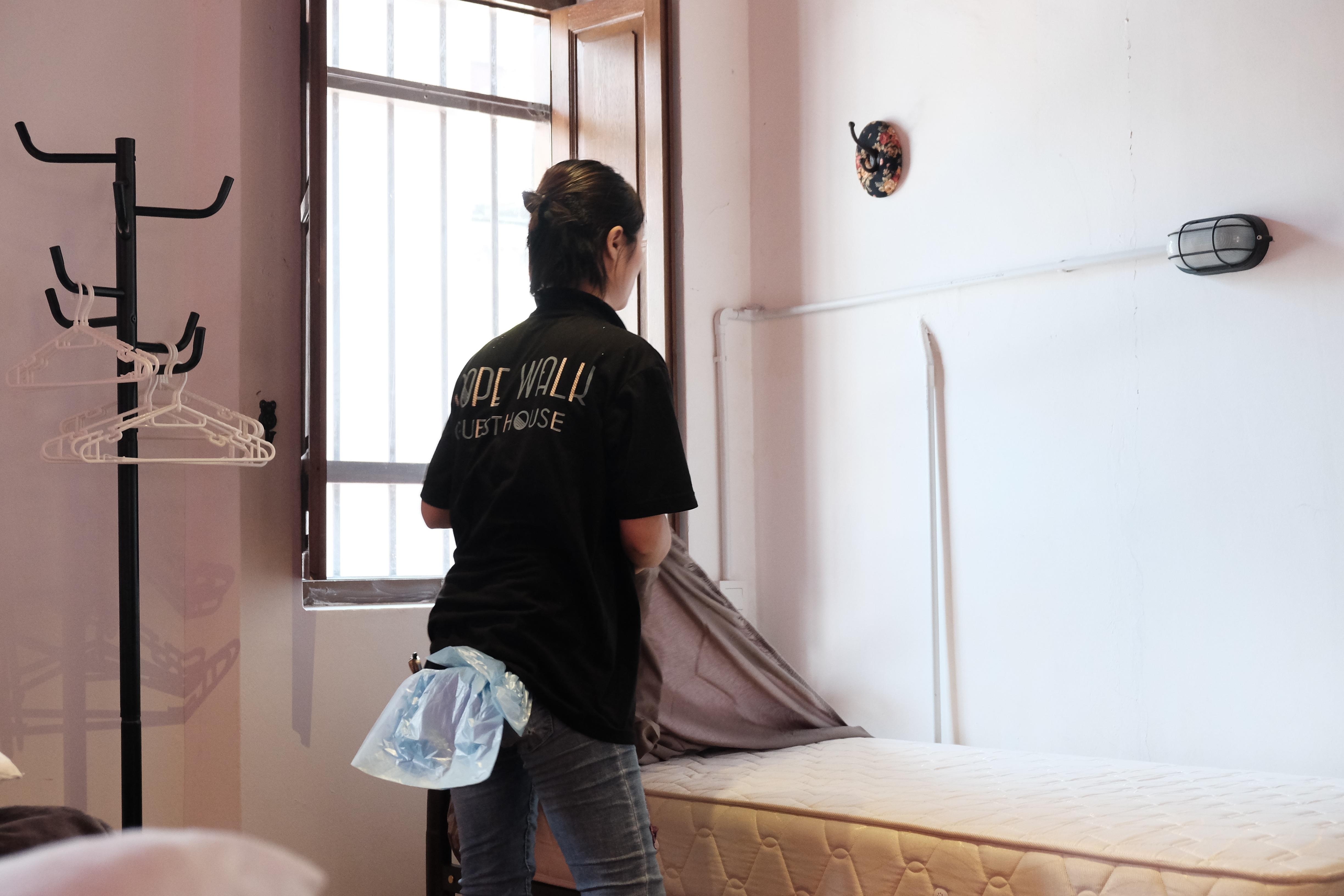 cuoc song lao dong bat hop phap malaysia anh 1