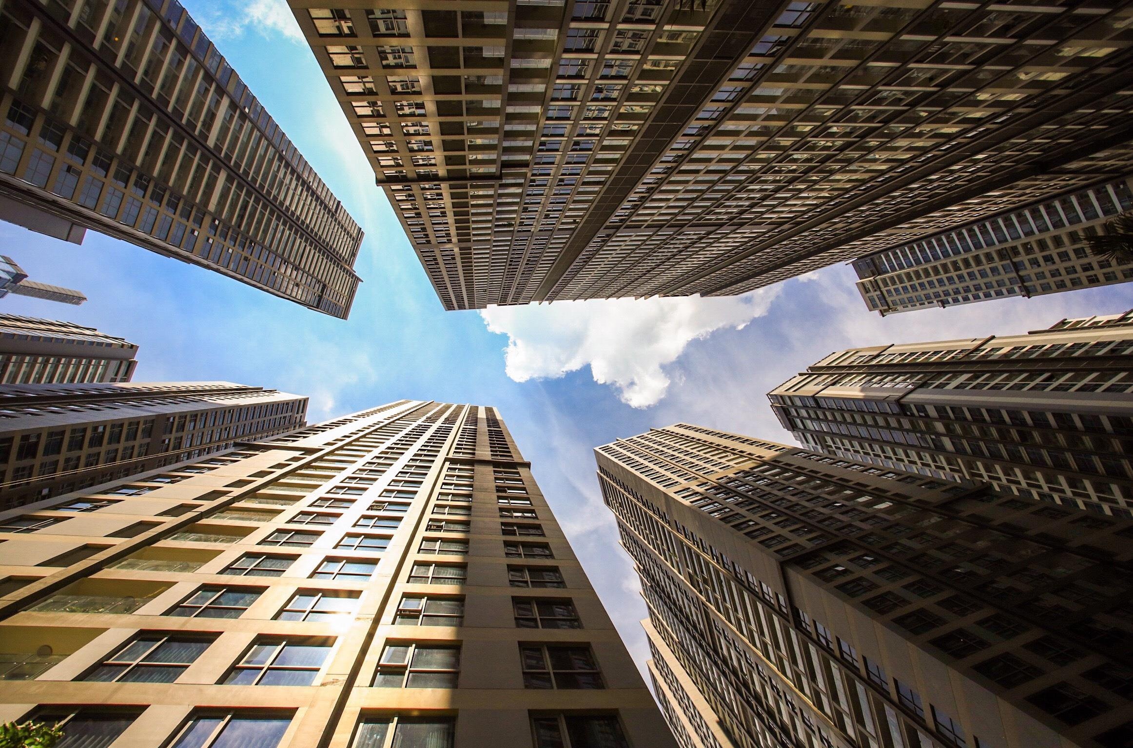 Duong Nguyen Huu Canh chiu suc ep ha tang anh 7