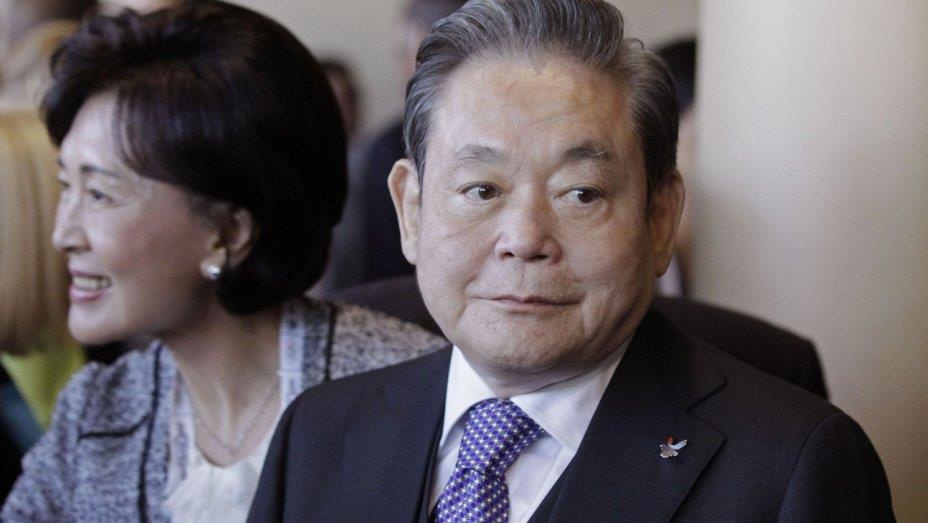 Gioi sieu giau Han Quoc nhieu tien den muc nao hinh anh