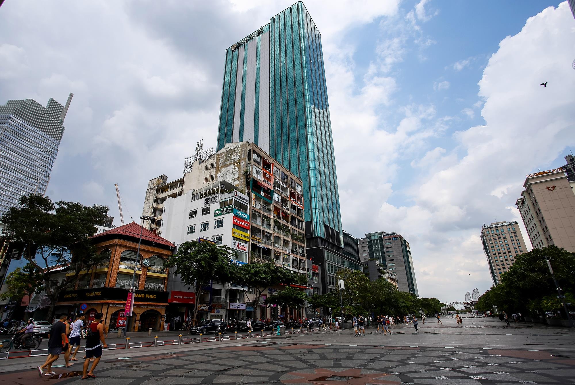 10 toa nha van phong cho thue dat nhat TP.HCM anh 8