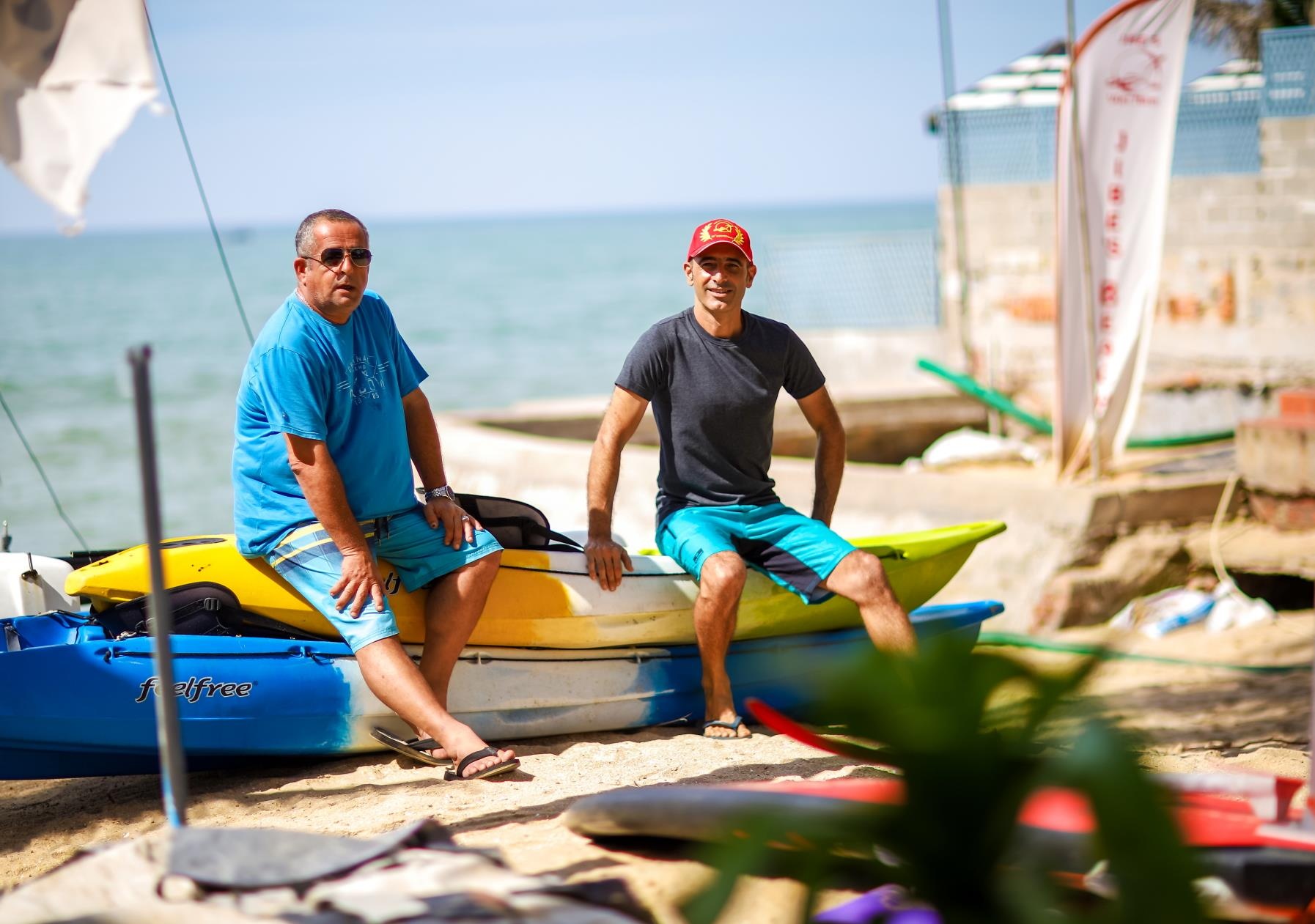 trung tam luot song 20 nam tuoi o Mui Ne anh 1