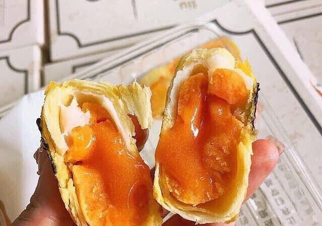 Banh trung thu nhan chay tran Trung Quoc tung hoanh cho mang hinh anh