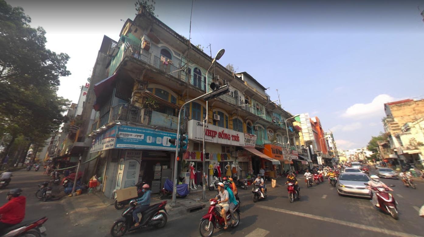 di doi ra khoi chung cu sap sap anh 1