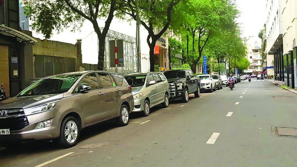 Chi ke vach thu tien, doanh nghiep van bao lo 700 trieu dong/thang hinh anh