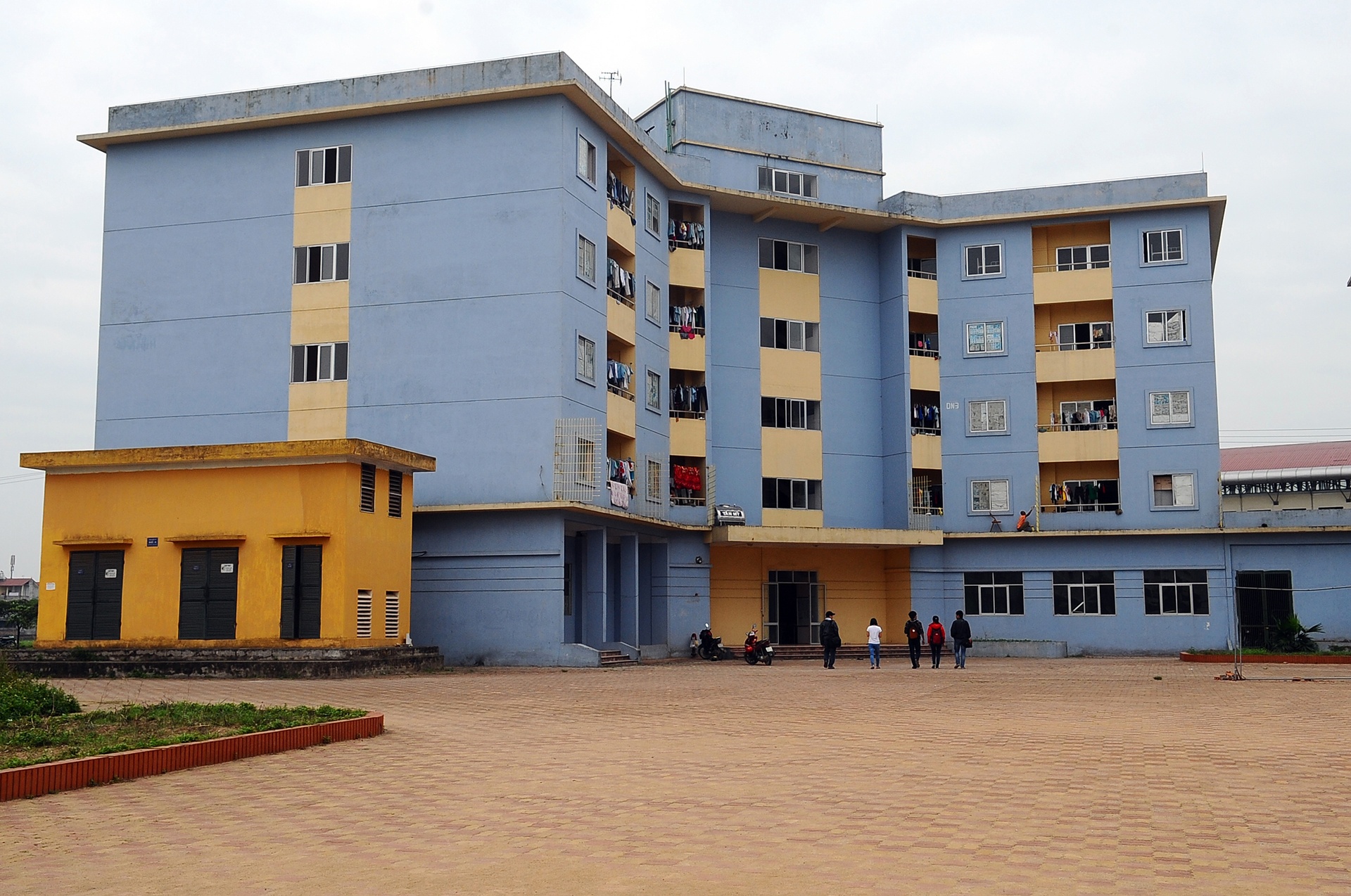 nha o cong nhan anh 1