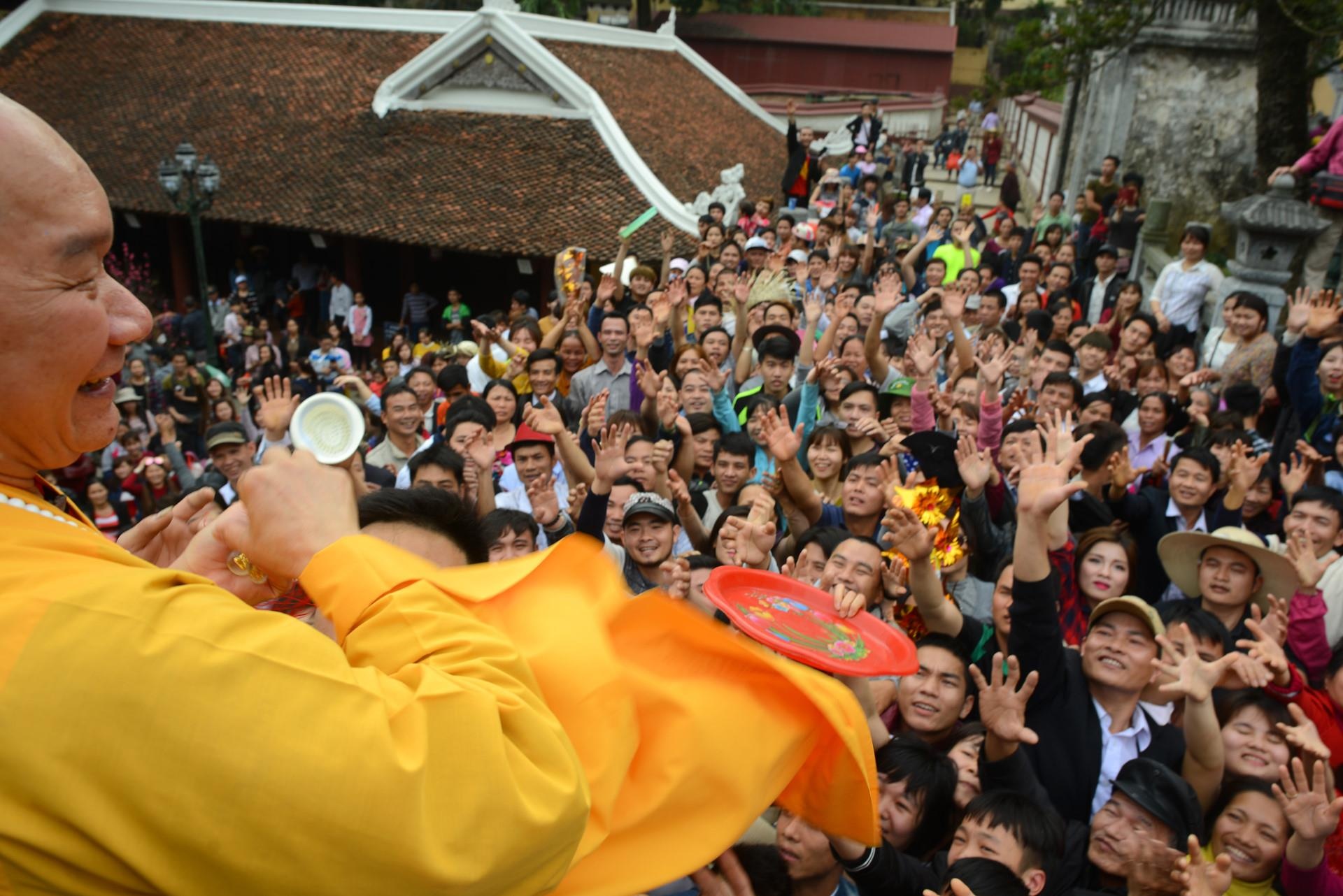 Nhan vu su Toan xin giu 300 ty: Kiem toan dong tien khung o den chua hinh anh