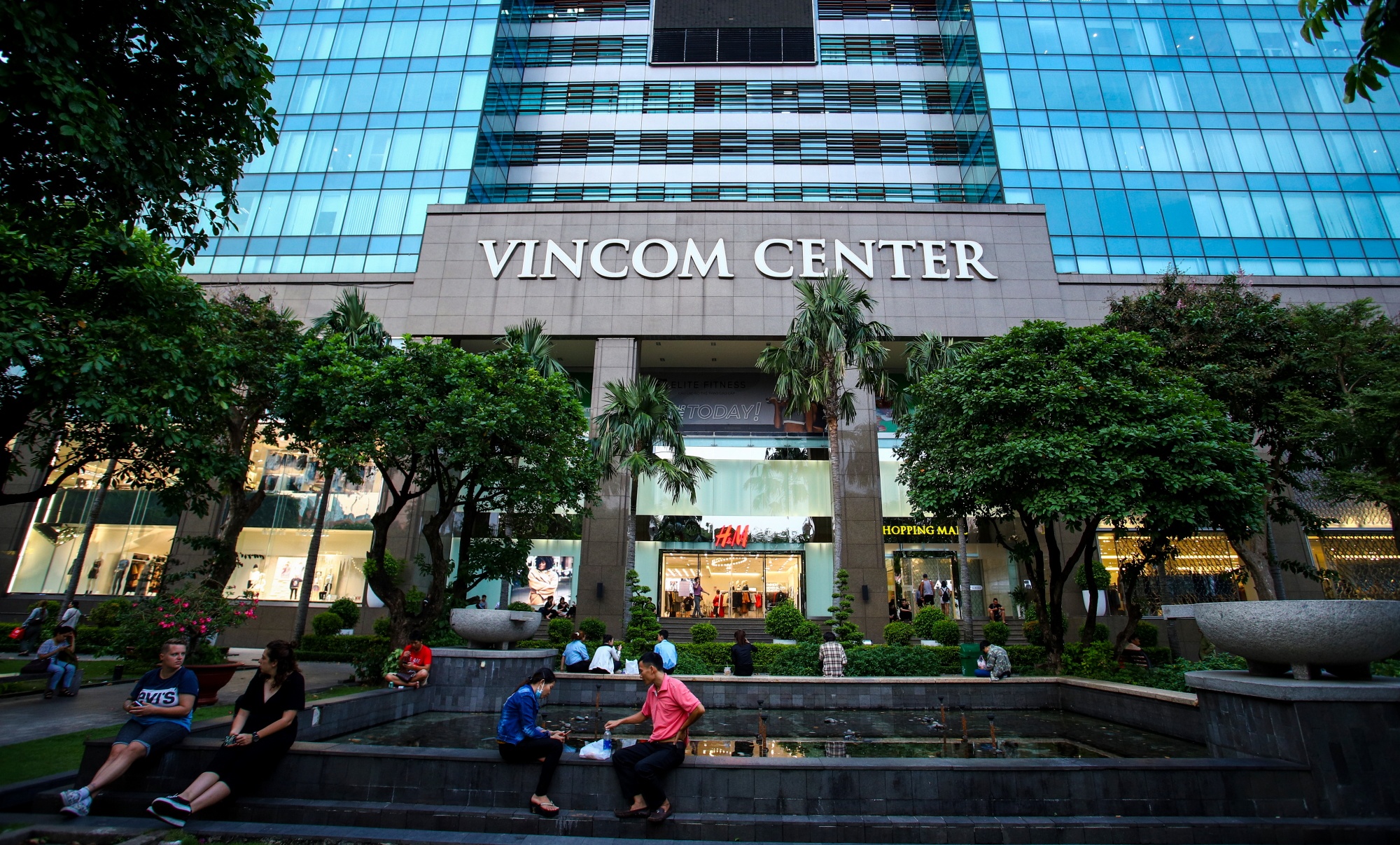 trung tam thuong mai co gia thue dat nhat TP.HCM anh 16