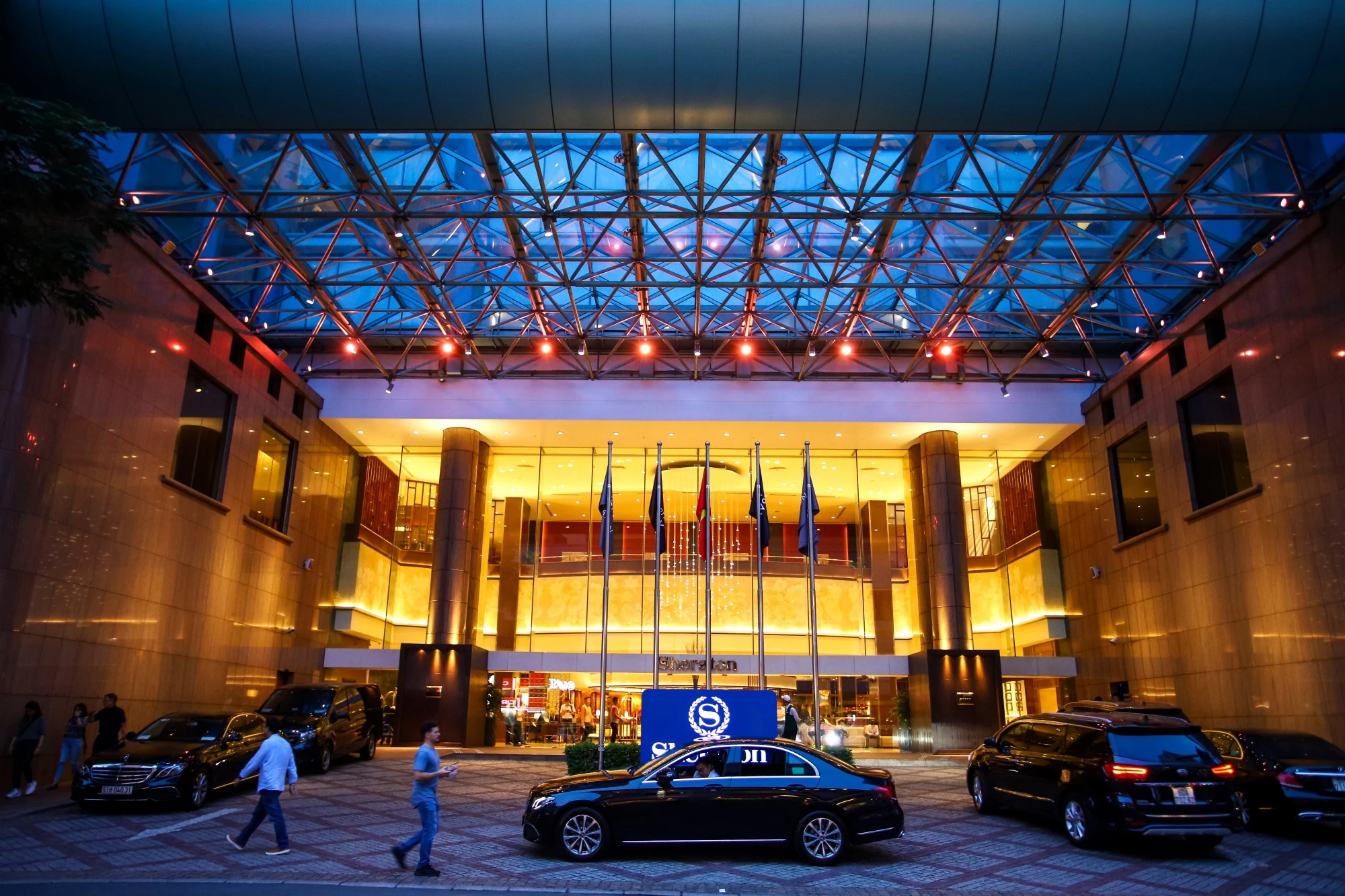 trung tam thuong mai co gia thue dat nhat TP.HCM anh 10