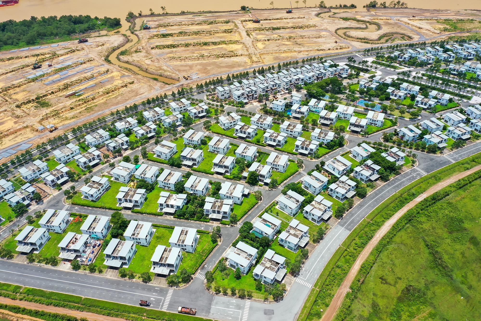 CEO Empire City: 'Bat dong san Viet dang trong khung hoang' hinh anh