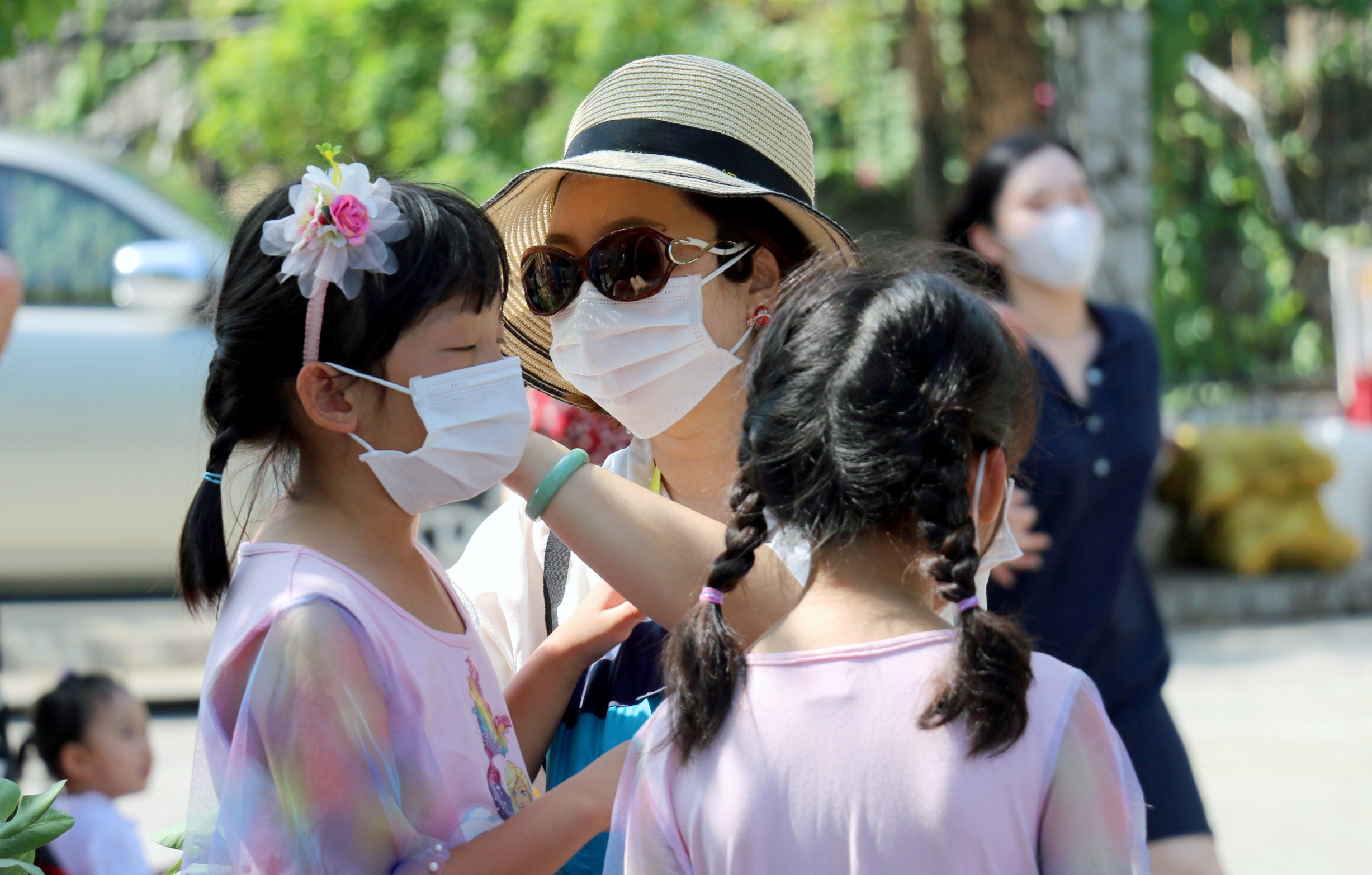 Lo ngai sut giam khach du lich vi virus corona hinh anh