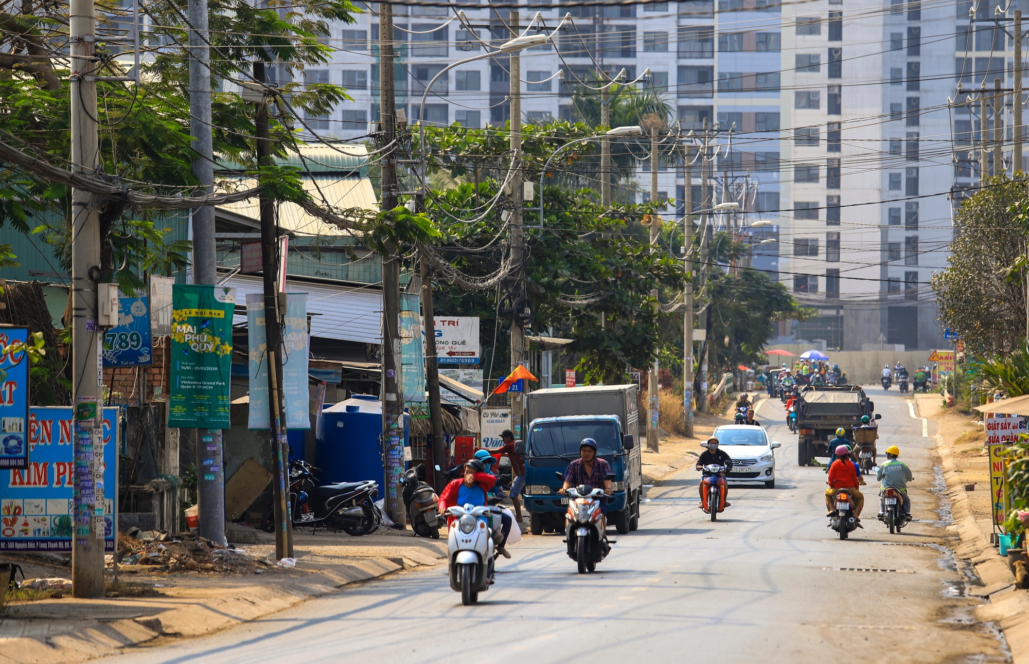 tien do thi cong Vinhomes Grand Park anh 12