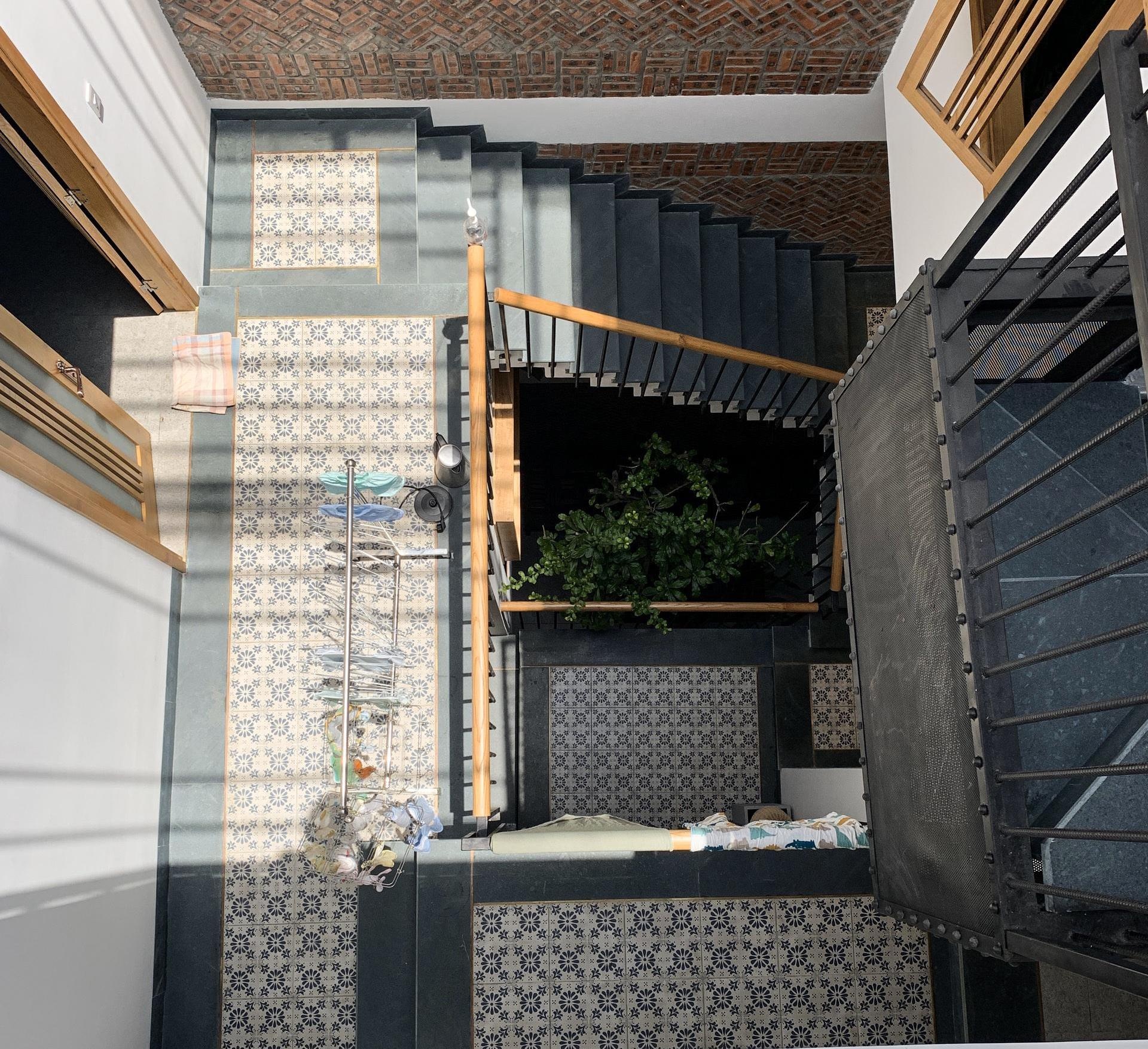 nha tuong gach hien dai, anh 1