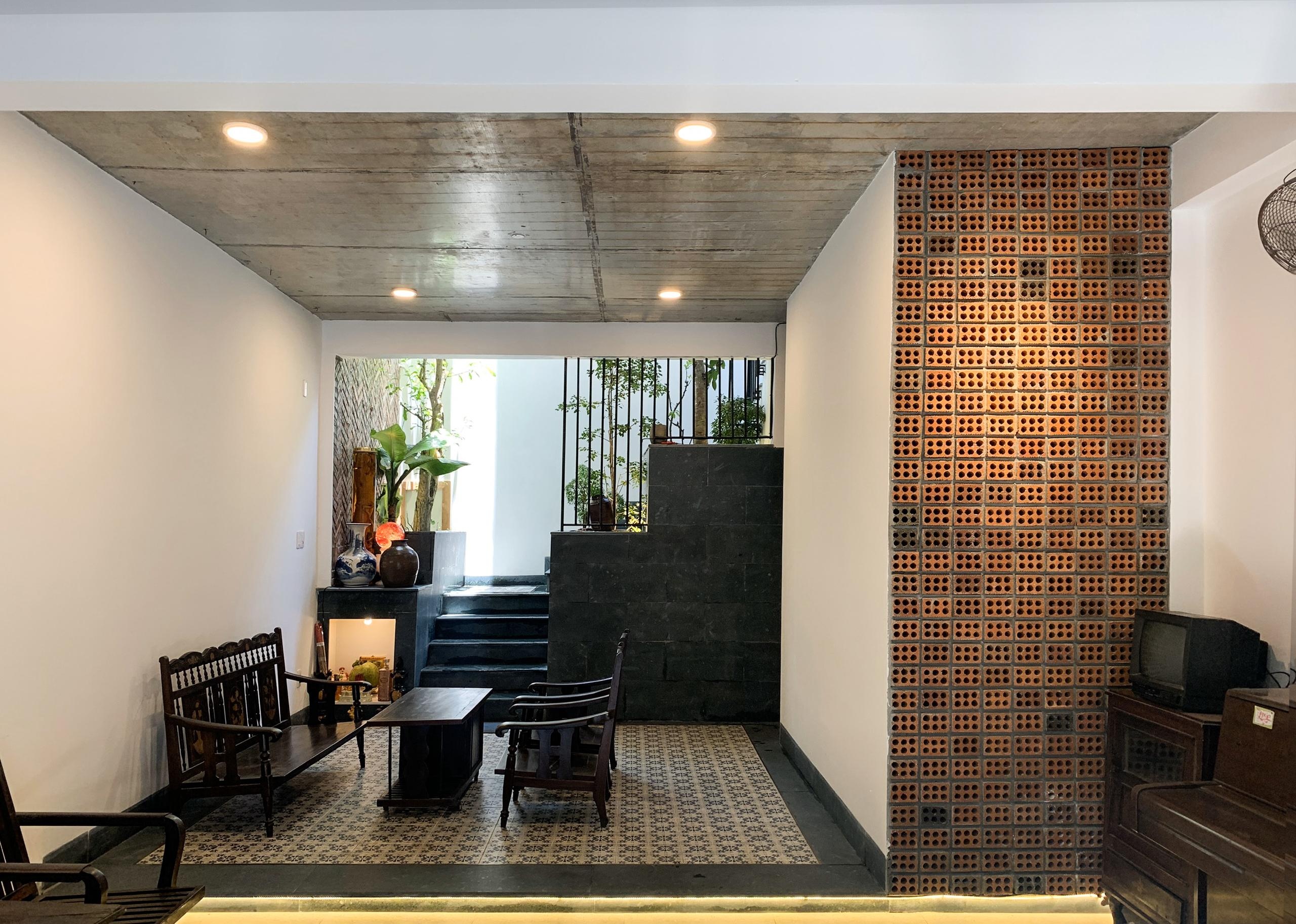 Ngoi nha hien dai voi nhung mang tuong gach tho moc hinh anh