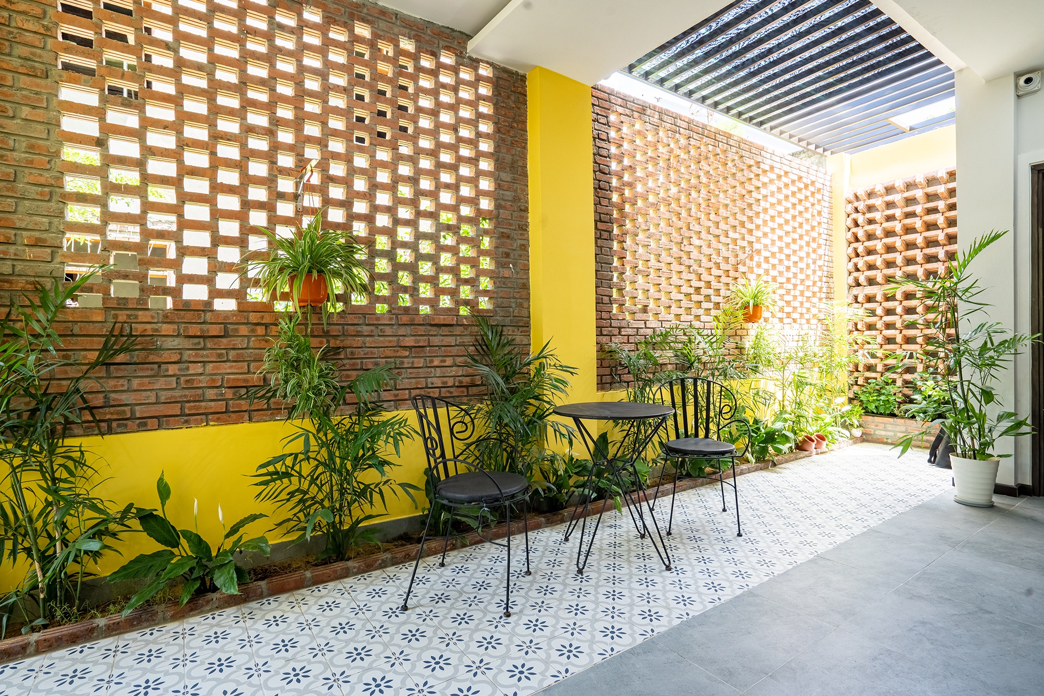 ngoi nha hoai co ket hop hien dai anh 3