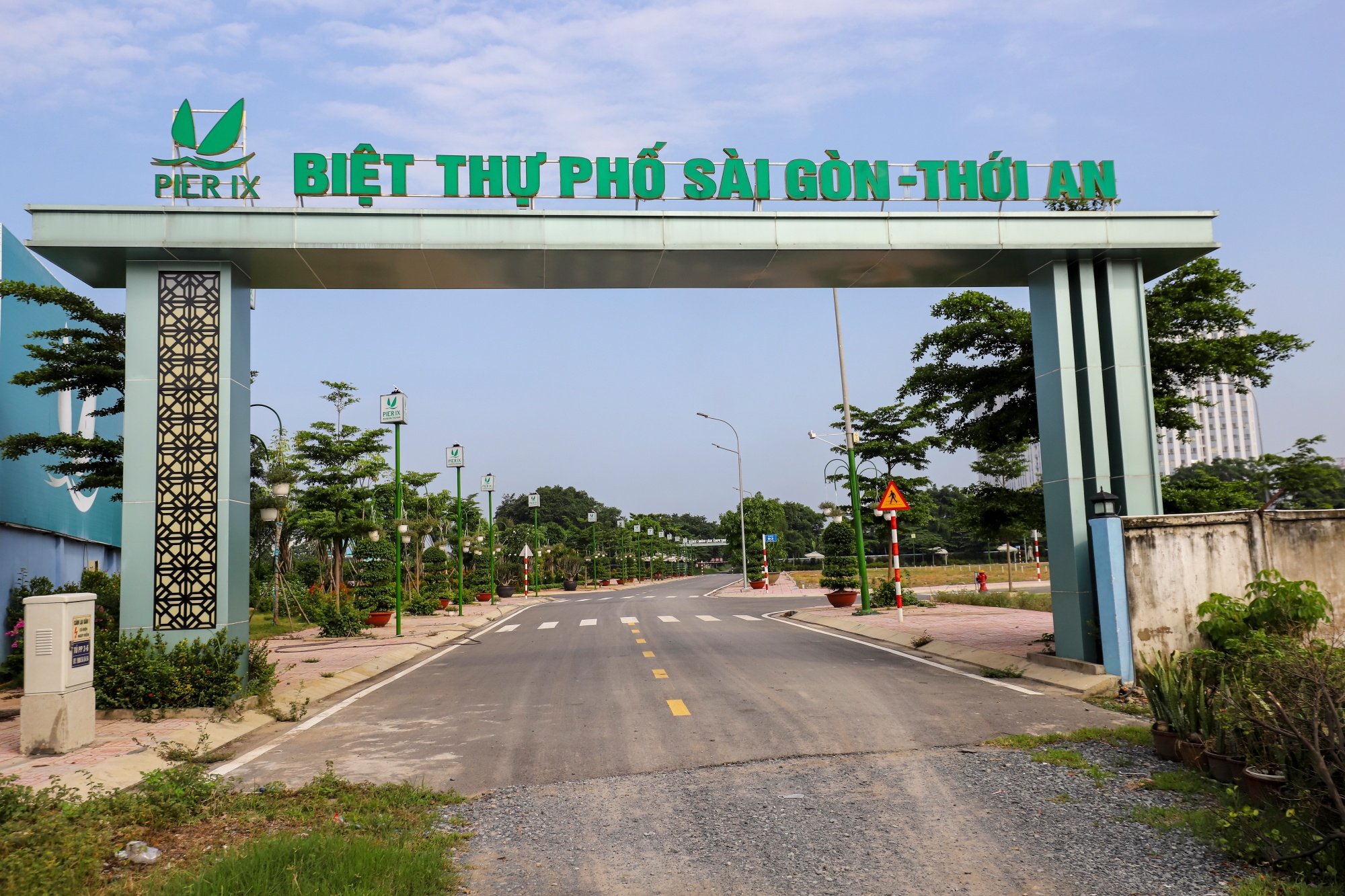 bat dong san khu Tay Bac anh 8