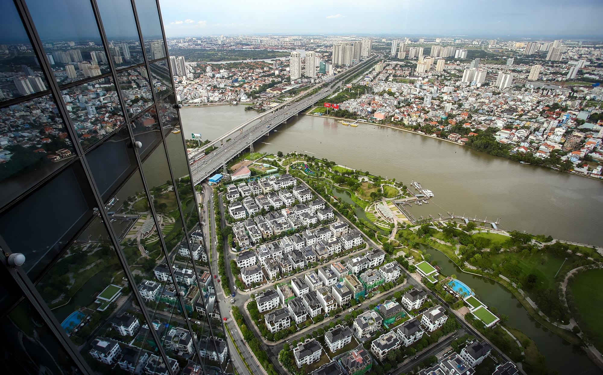 Tuyen metro day gia bat dong san phia Dong TP.HCM hinh anh