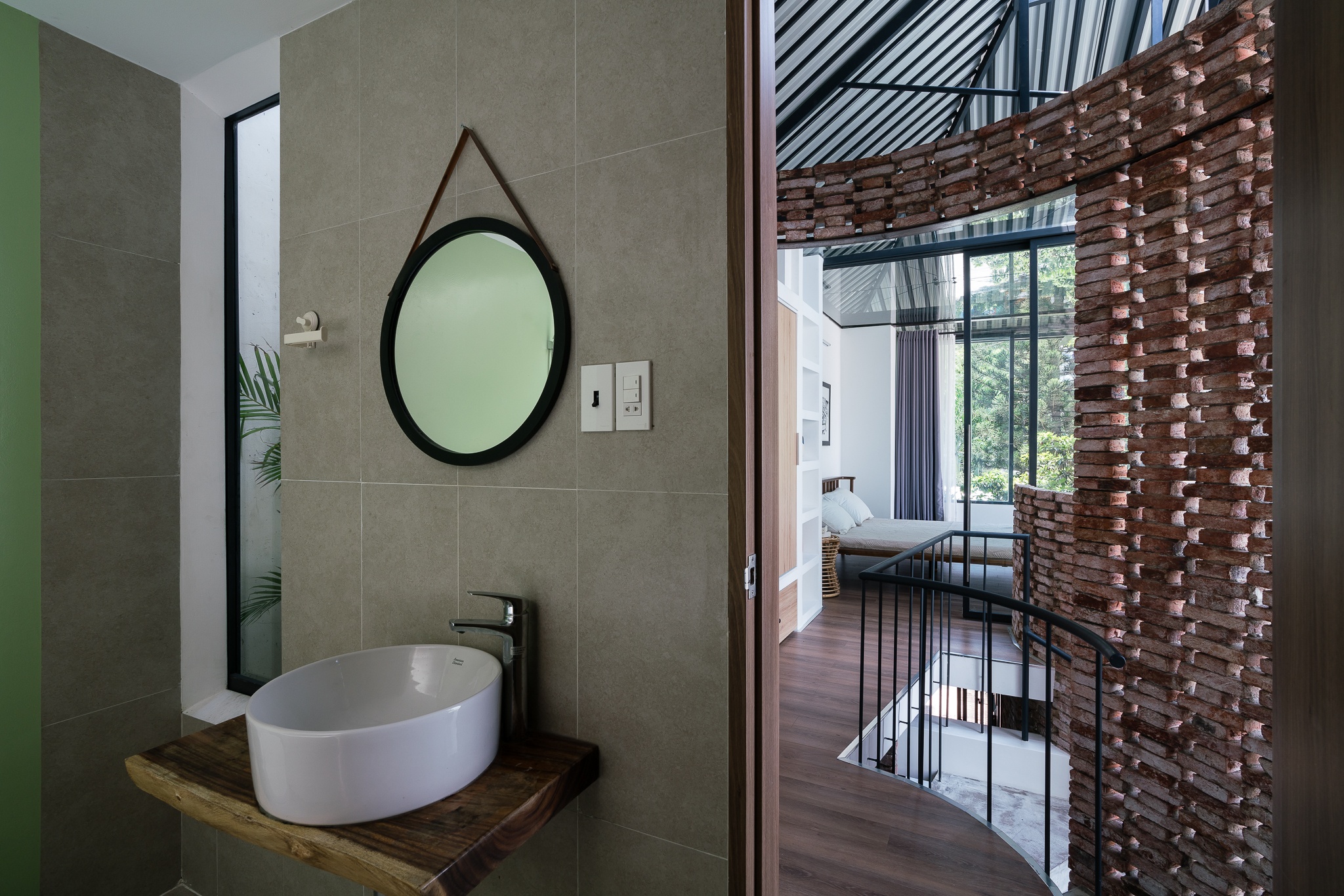 thiet ke nha trong hem o TP.HCM anh 8