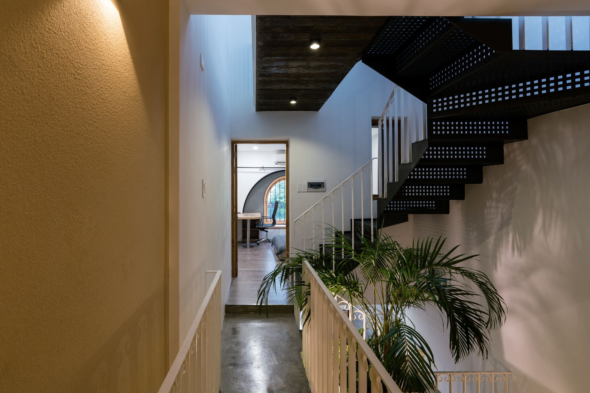 thiet ke nha tren dien tich dat nho anh 6