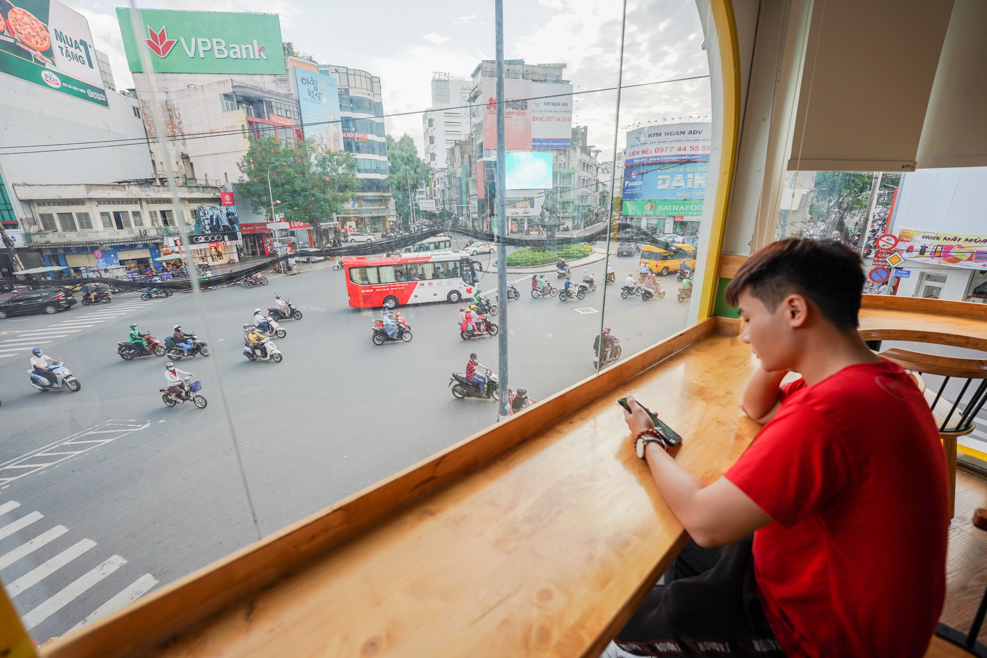 tra mat bang nga 6 Phu Dong anh 4