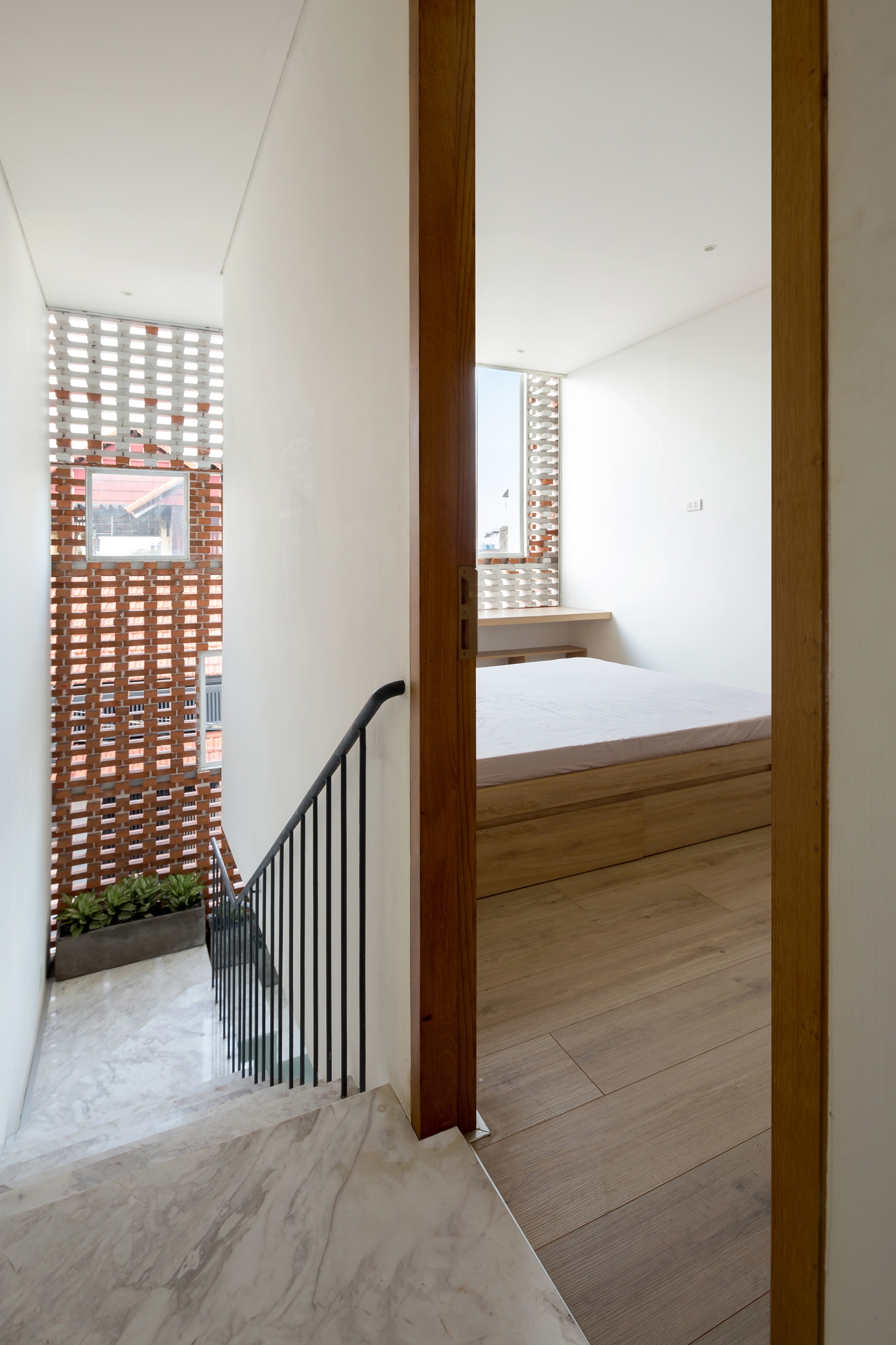 nhà ống đối phó ô nhiễm môi trường ảnh 6 nha ong doi pho o nhiem moi truong anh 6