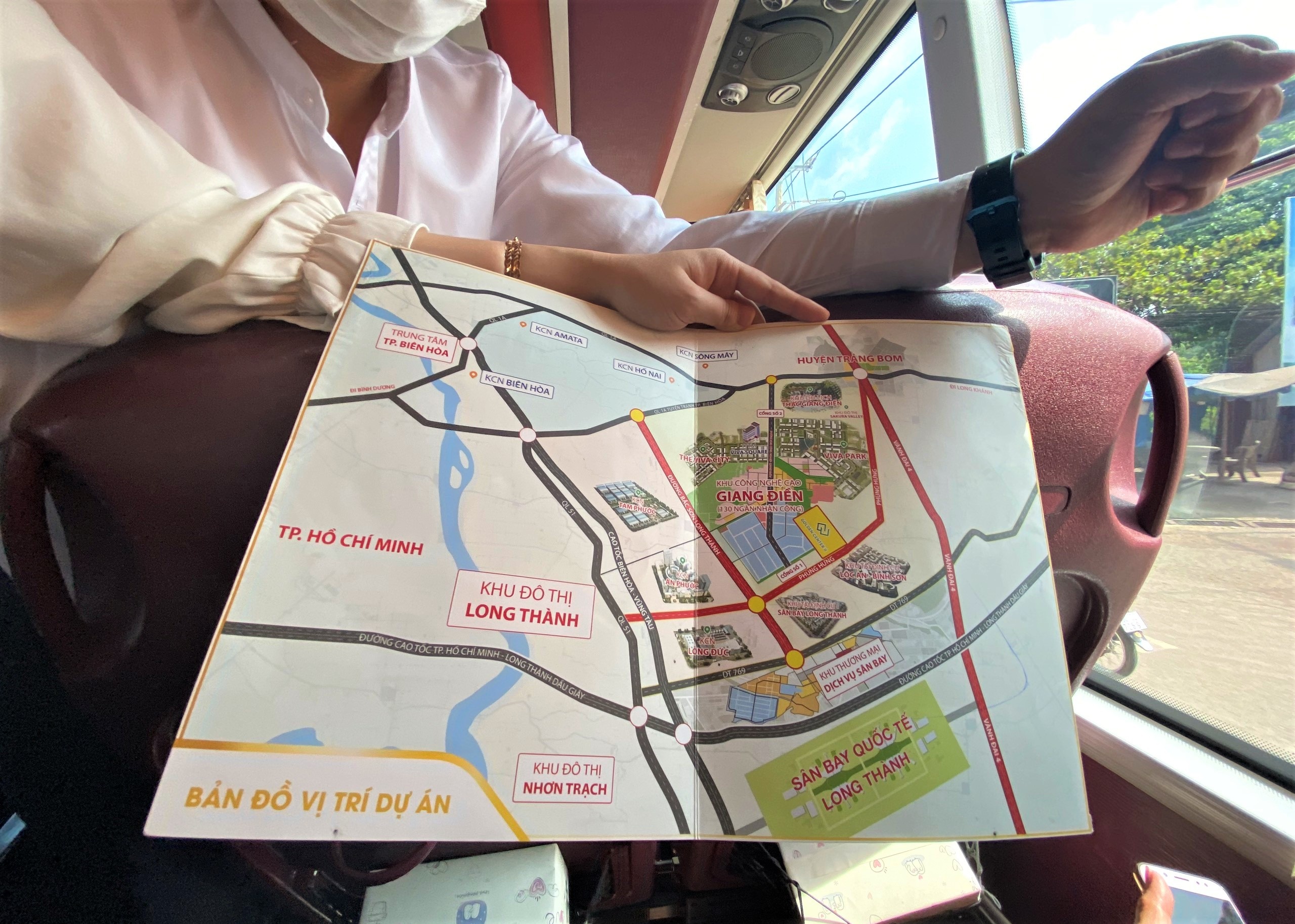 Xu ly nghiem phan lo ban nen trai phep hinh anh