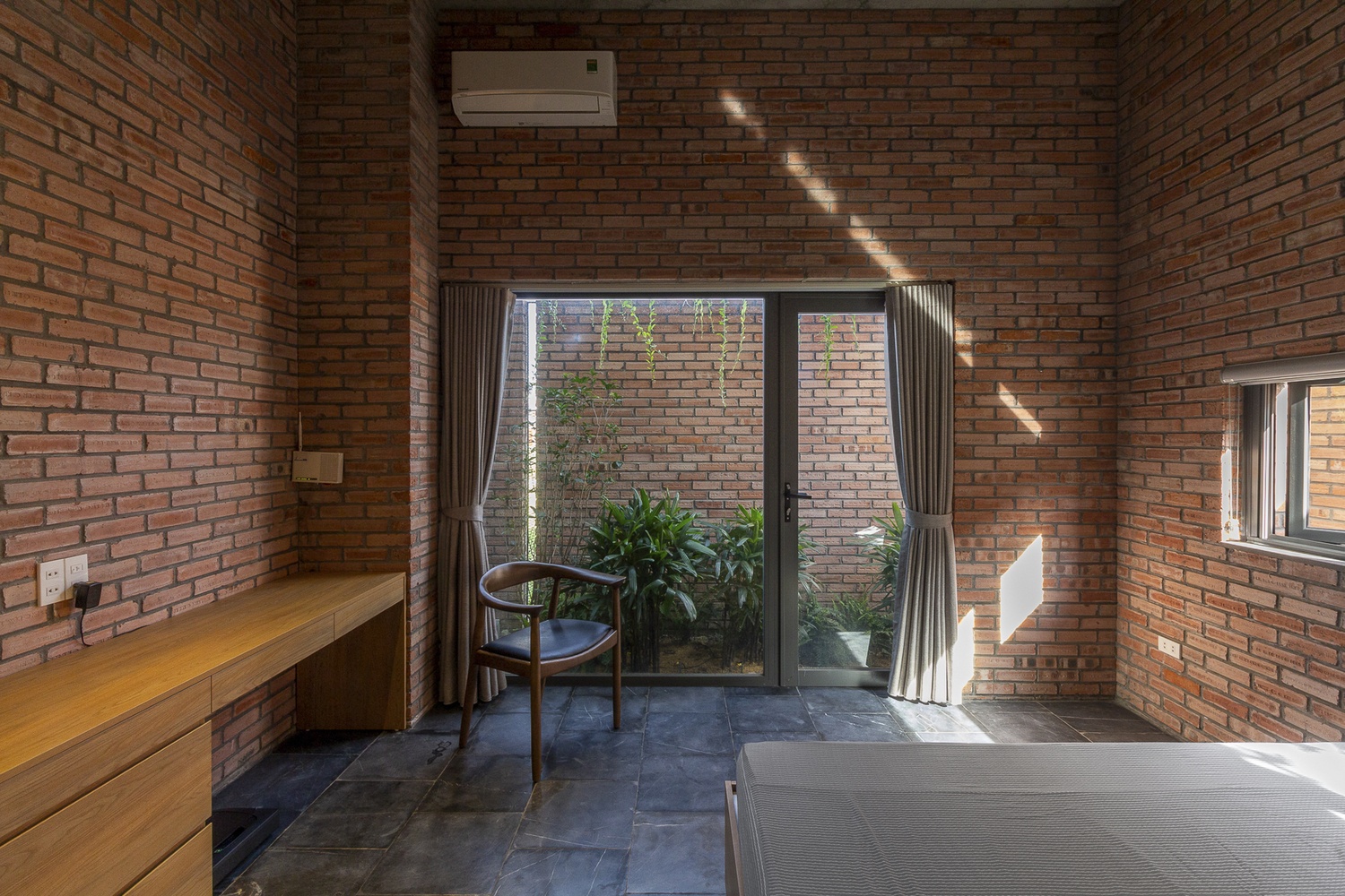 nha vuon do thi nhieu cay xanh anh 9